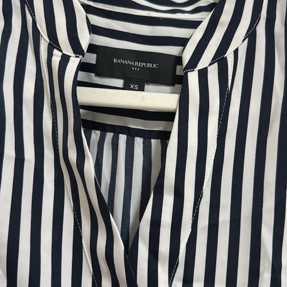 Stripe Crepe Volume Sleeve Blouse - Picture 3 of 4